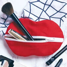 X-Coudre une trousse de maquillage