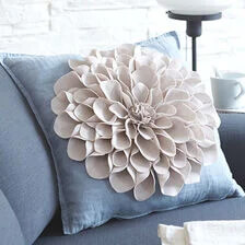 X-Coudre une fleur en feutrine