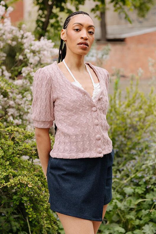 Cardigan femme Patron de couture manches bouffantes image number 3