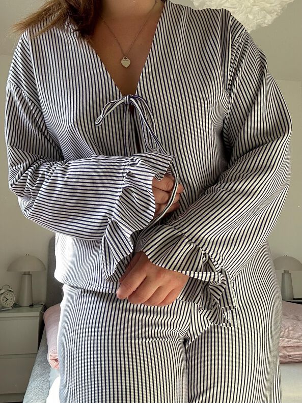 Blouse volantée image number 9