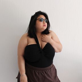 Dos nu croisé 