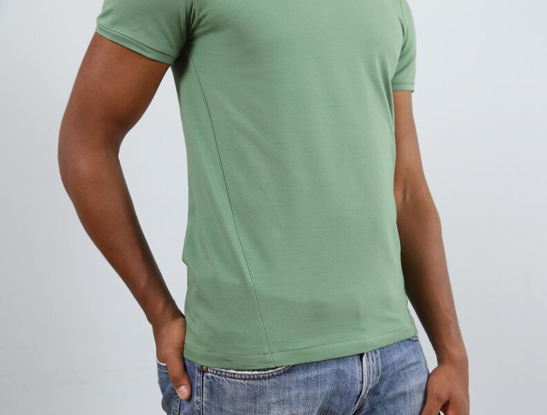 MONSIEUR BELA - T-shirt sportif, couture latérale oblique image number 4