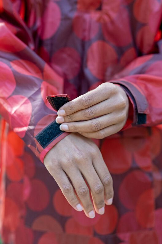 Poncho Hunter de Couture image number 8