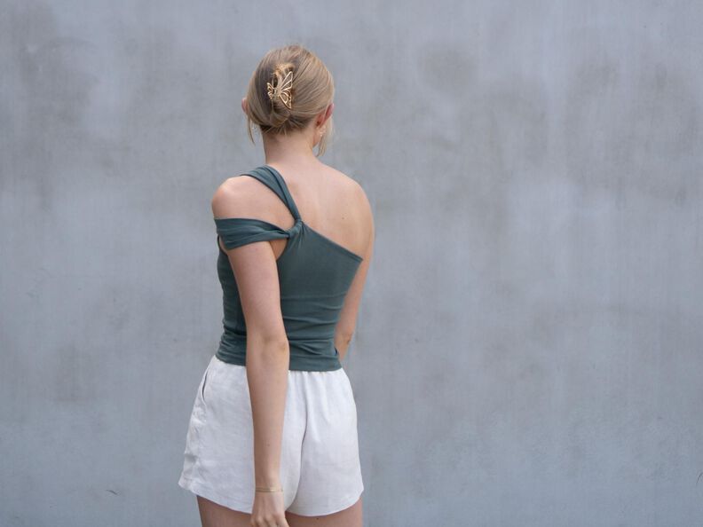  Top asymétrique sans manches à une épaule – EDDA image number 8