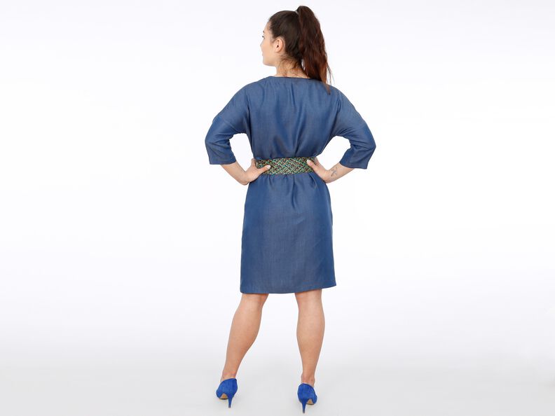 MADAME EDDA - Robe avec et patte de boutonnage XS-XXL image number 9