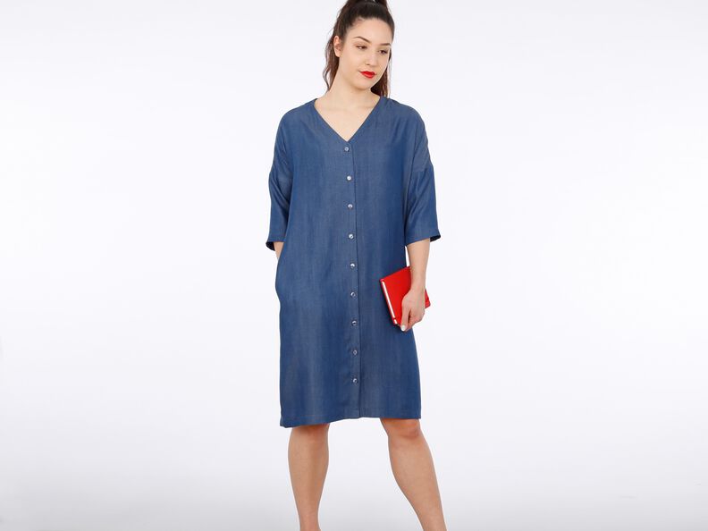 MADAME EDDA - Robe avec et patte de boutonnage XS-XXL image number 3