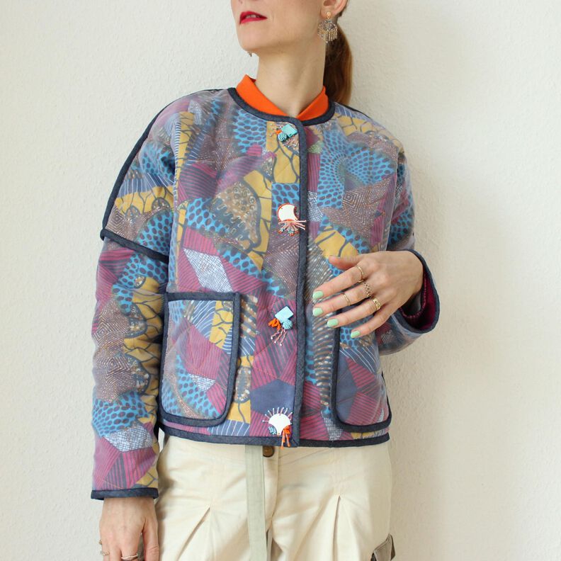 Blouson matelassé 2 options de longueur/col tailles 34-56 image number 11