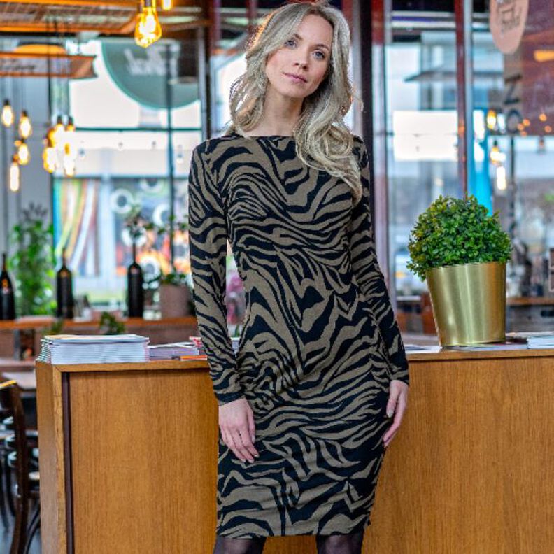 Robe YONI Patron de Couture image number 1