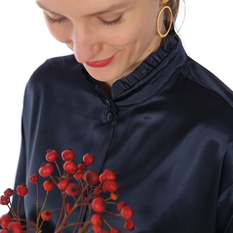 Madame LANA - elégante blouse à col volanté -  XS-XXL image number 9