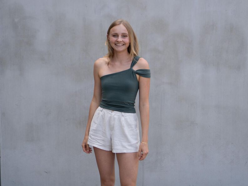  Top asymétrique sans manches à une épaule – EDDA image number 5