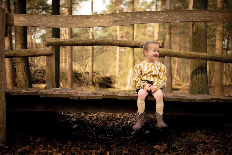 T-shirt pour fille P0423 – Poppy Magazine 23 image number 5