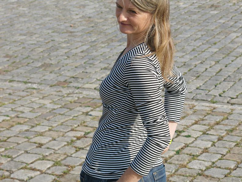 Madame LIESE Haut cache-coeur XS-XXL - couture image number 3