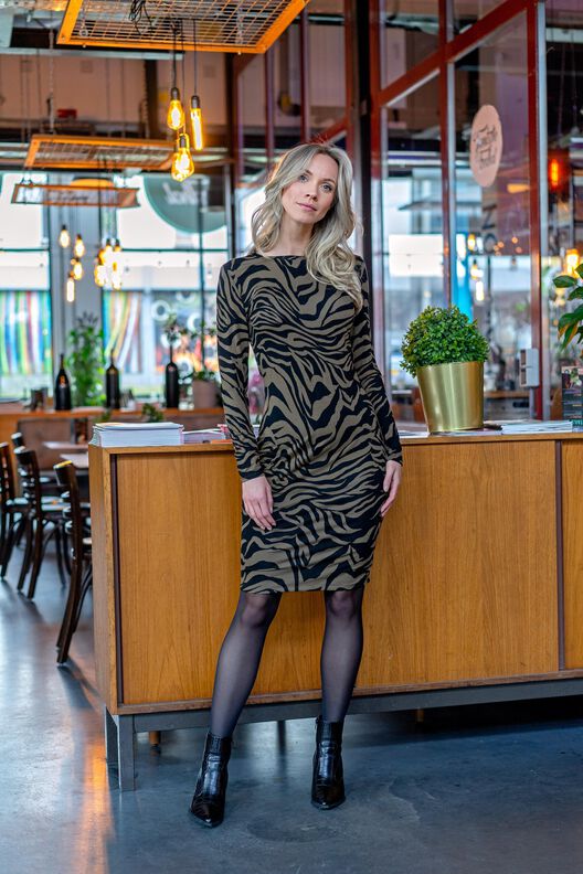 Robe YONI Patron de Couture image number 6