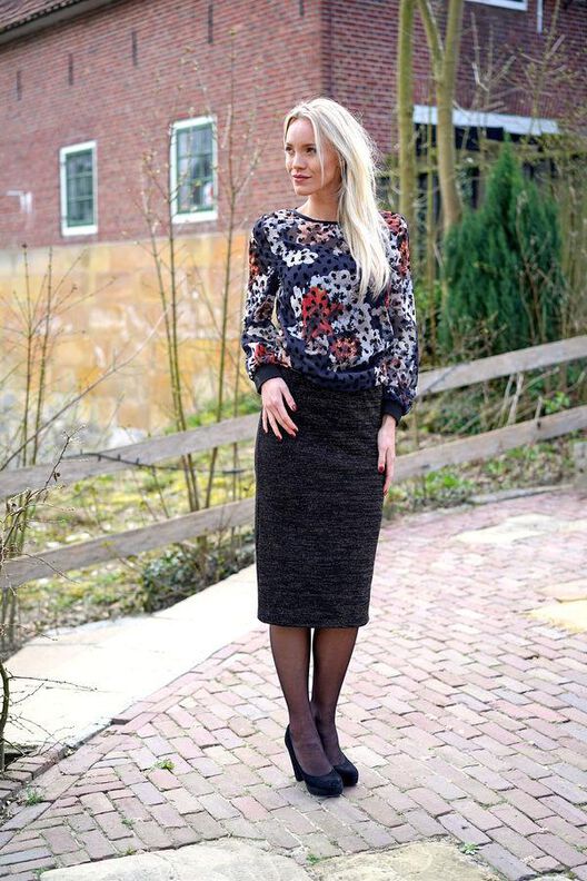 Top JULIA Patron de Couture image number 5