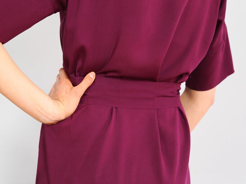 MADAME META - Robe décontractée à large ceinture XS-XXL image number 4