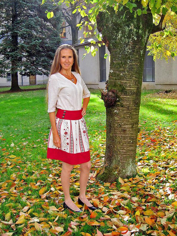 Jupe traditionnelle Susal - patron de couture image number 10