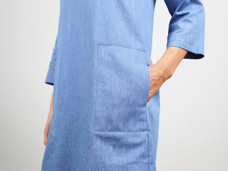 Madame YUMA - Robe droite avec des poches & un pli  image number 4