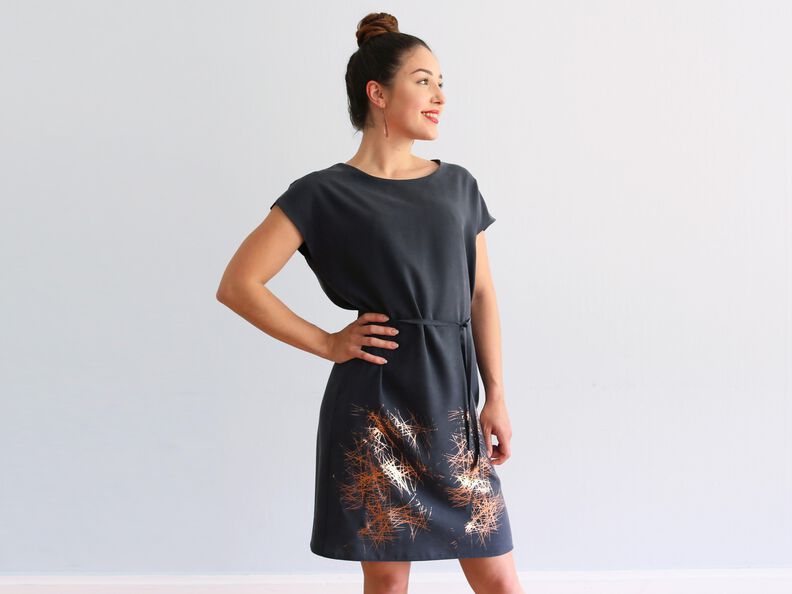 Madame KONNI Robe avec poche XS-XXL - couture image number 6