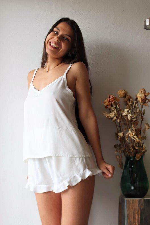 Pyjama Yolotl | Top et pantalon avec volant ou dentelle image number 4