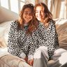 Sweatshirt gratté Imprimé lion | Poppy Fabrics – crème/anémone,  thumbnail number 5