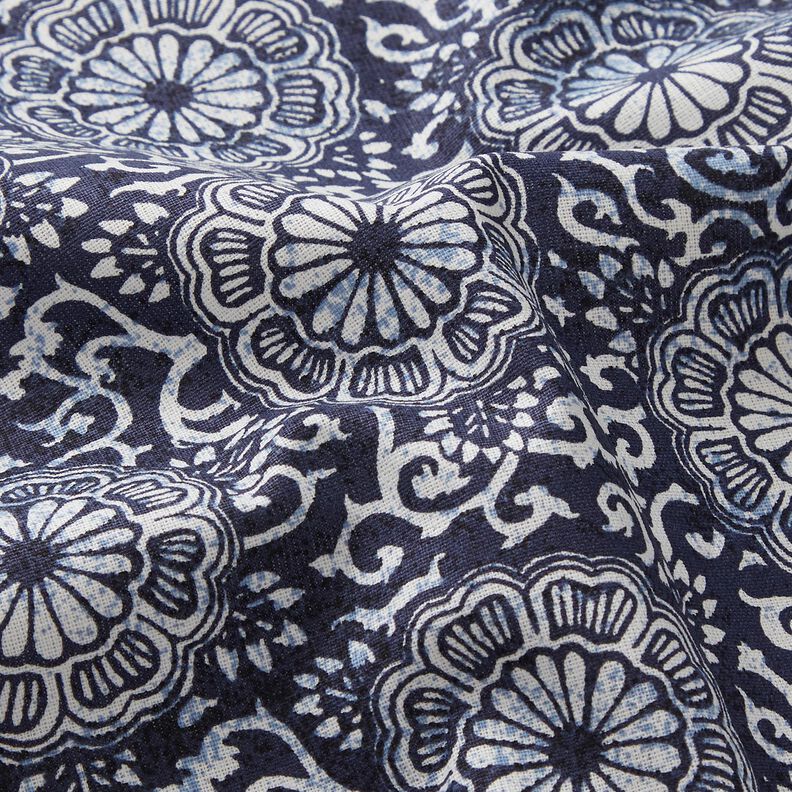 Tissu en coton Cretonne Mandala fleuri – blanc/bleu nuit,  image number 2