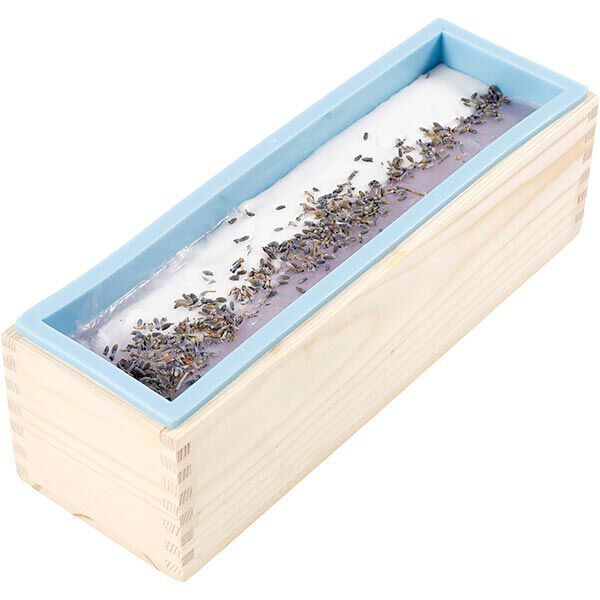 Moule en silicone dans une boîte en bois, image number 2