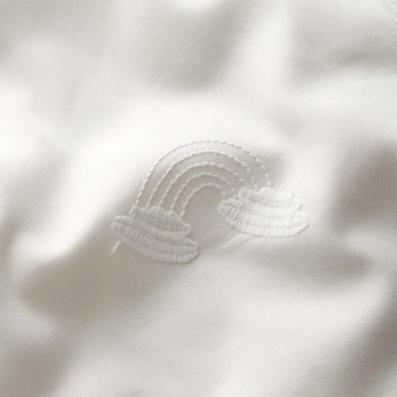 Satin de coton Broderie arcs-en-ciel – blanc,  image number 2