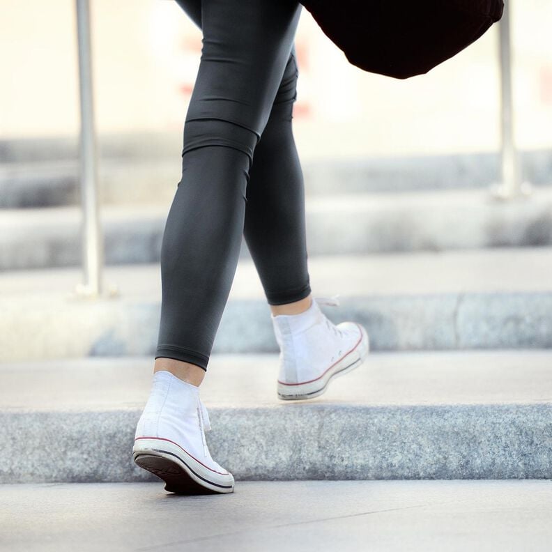 Similicuir avec revers en velours  – bleu nuit,  image number 7