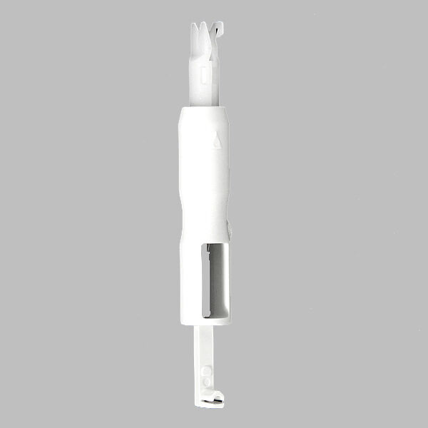 Enfile-aiguille facilitant le placement, image number 1