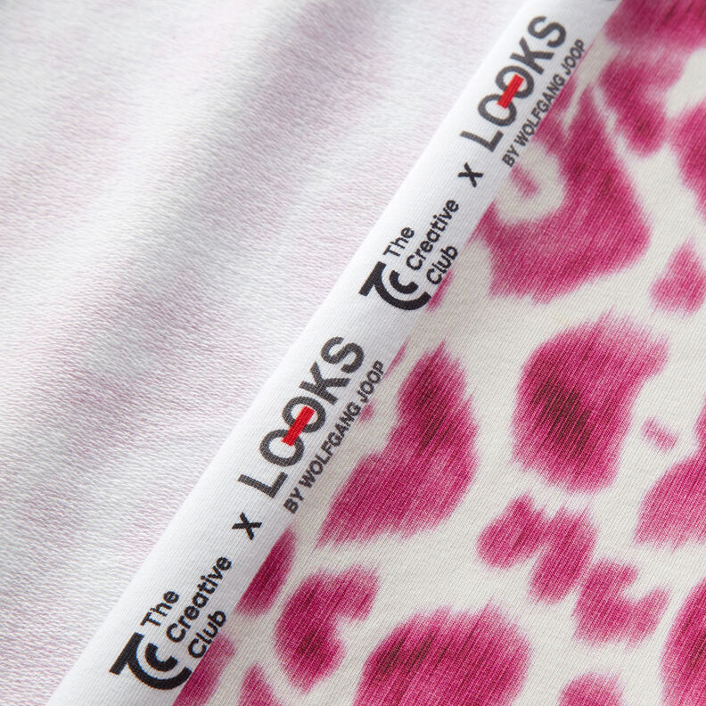 GOTS French Terry Batik motif léopard | TCC x LOOKS by Wolfgang Joop – pourpre/blanc,  image number 4