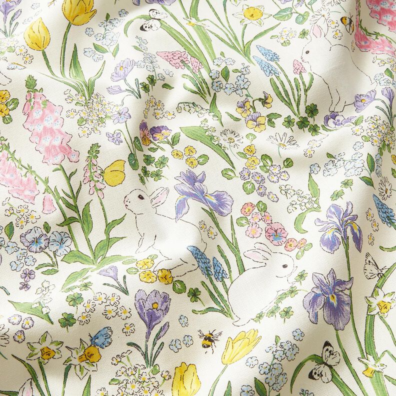 Tissu de décoration Semi-panama Lapins dans prairie fleurie – ivoire/rose clair,  image number 2
