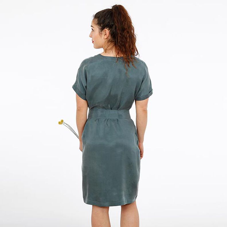 FRAU VIKKI - Robe ample avec col en V et ceinture, Studio Schnittreif | XS - XXL, image number 3