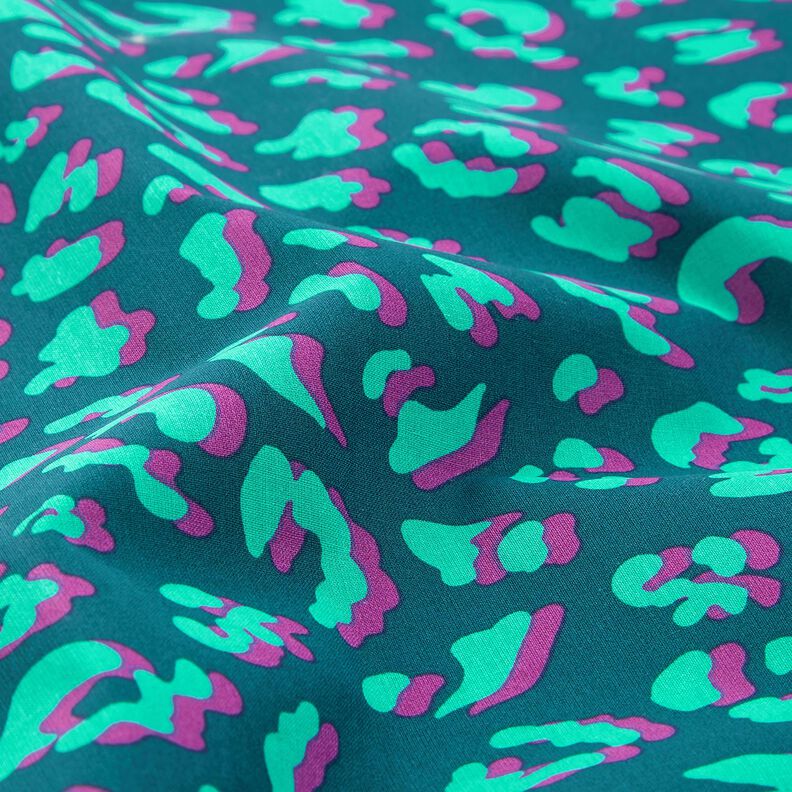 Coton enduit motif léopard abstrait | Poppy Fabrics – pétrole/lilas, image number 2